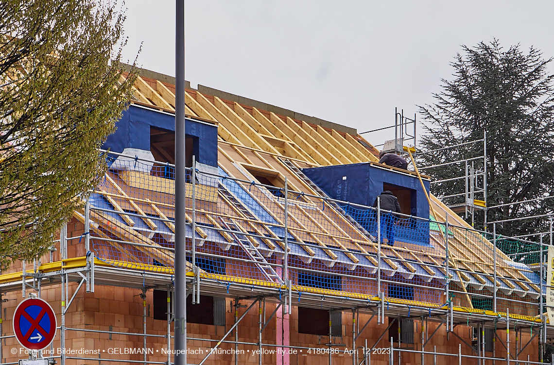 12.04.2023 - Baustelle Niederalmstraße 16 in Neuperlach
